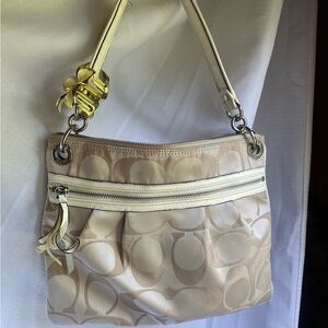 Coach Cream and Tan Shoulder Bag
